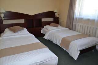 Отель Hotel Solpark Kleszczów Двухместный номер с 2 отдельными кроватями-1